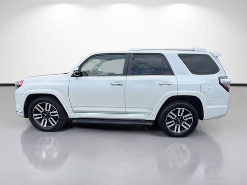Used 2022 Toyota 4Runner Limited RWD image 6