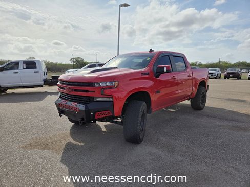 Used 2020 Chevrolet Silverado 1500 LT w/ Texas Edition image 3