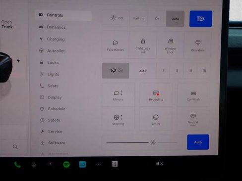 Used 2025 Tesla Model 3 Long Range image 18