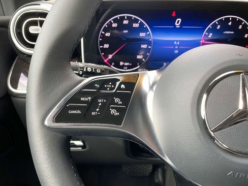 Certified 2025 Mercedes-Benz GLC 300 4MATIC image 28