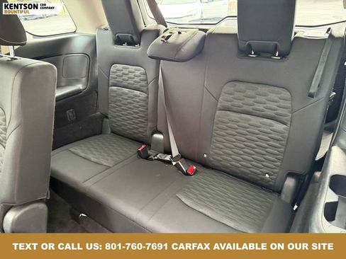 Used 2025 Nissan Pathfinder SV image 37