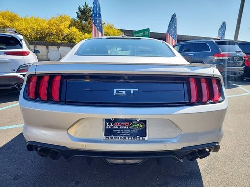Used 2019 Ford Mustang GT Premium RWD image 9