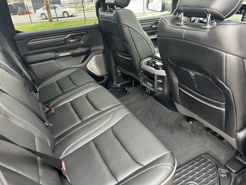 Used 2021 RAM 1500 Limited AWD/4WD image 17