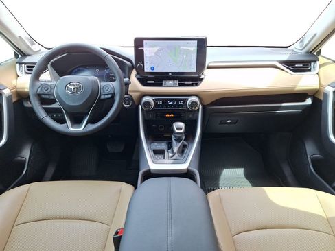 Used 2024 Toyota RAV4 Limited FWD image 14