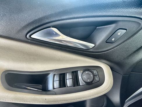 Used 2023 Buick Encore GX Preferred image 21