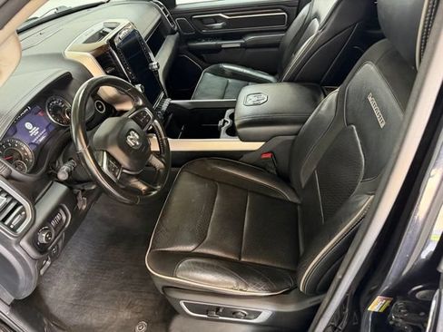 Used 2022 RAM 1500 Laramie AWD/4WD image 18