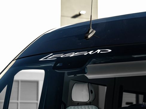 Used 2023 Mercedes-Benz Sprinter 3500 image 25