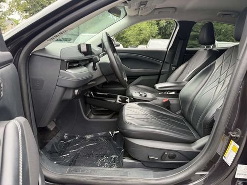 Used 2022 Ford Mustang Mach-E Select AWD/4WD image 8