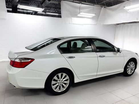 Used 2015 Honda Accord EX image 7