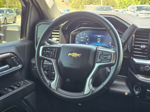 Used 2024 Chevrolet Silverado 3500 LT AWD/4WD image 36