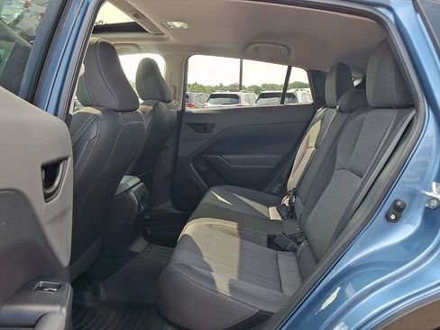Used 2024 Subaru Crosstrek 2.0i Premium AWD/4WD image 10