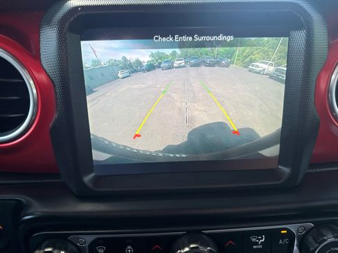 Used 2020 Jeep Wrangler Unlimited Rubicon AWD/4WD image 21