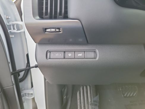New 2026 Nissan Pathfinder SL FWD image 22