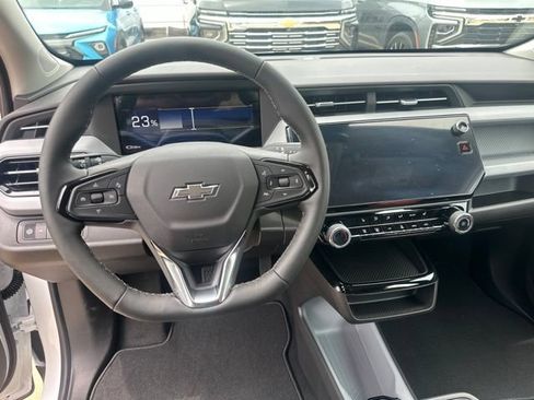 New 2027 Chevrolet Bolt LT w/ Comfort Package FWD image 14