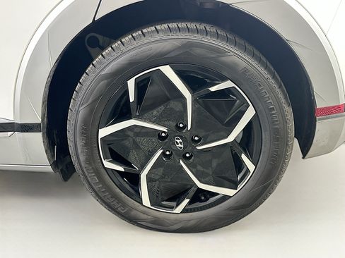Used 2024 Hyundai Ioniq 5 Limited RWD image 11