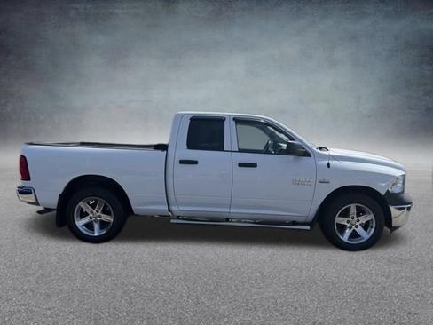 Used 2017 RAM 1500 ST w/ SXT Appearance Group AWD/4WD image 5