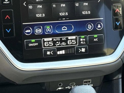 Used 2024 Subaru Crosstrek 2.0i Premium image 21