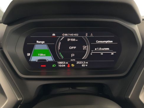 Certified 2023 Audi Q4 e-tron Prestige w/ Black Optic Package image 26