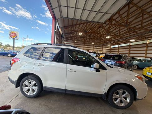 Used 2016 Subaru Forester 2.5i Premium AWD/4WD image 7