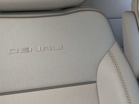 New 2026 GMC Yukon Denali AWD/4WD image 21