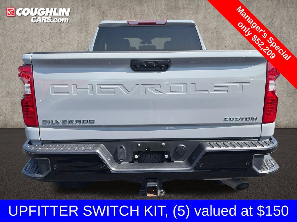 Used 2025 Chevrolet Silverado 2500 Custom w/ Custom Value Package AWD/4WD image 7