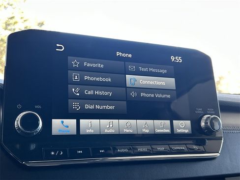 Used 2024 Mitsubishi Outlander SE image 21