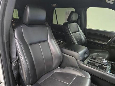 Used 2021 Ford Expedition XLT RWD image 26