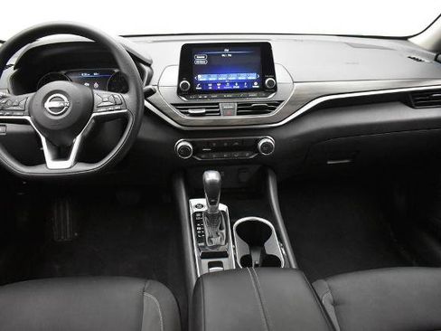 Certified 2024 Nissan Altima 2.5 SV AWD/4WD image 25
