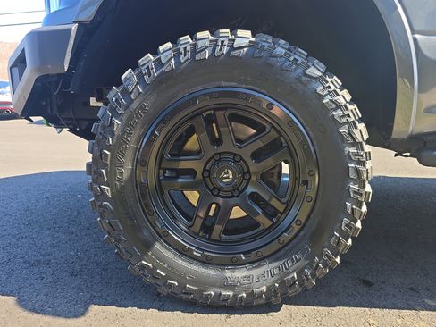 Used 2019 Ford F150 XLT w/ Equipment Group 302A Luxury image 11