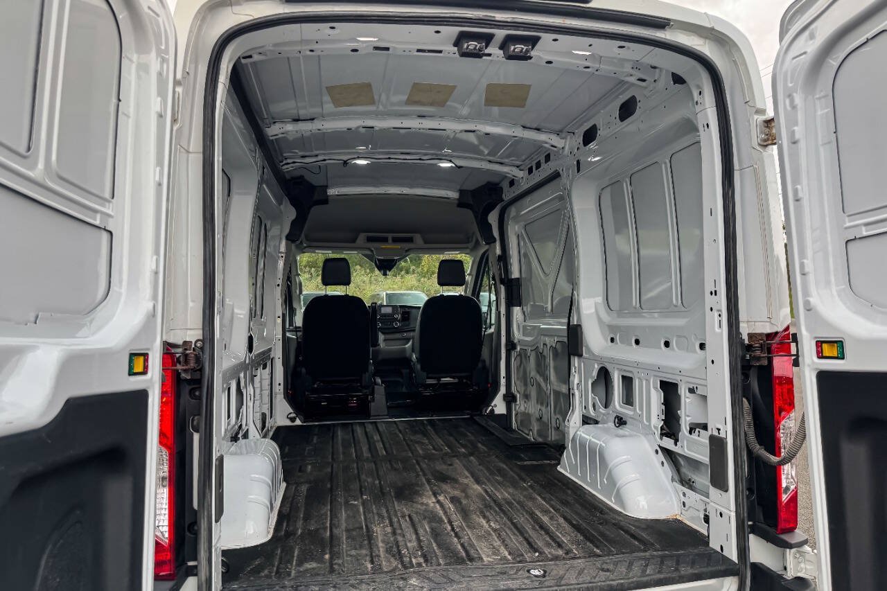 Used 2020 Ford Transit 250 Medium Roof AWD w/ Load Area Protection Package image 15