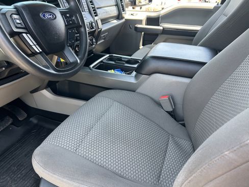 Used 2017 Ford F350 XLT w/ XLT Value Package AWD/4WD image 26