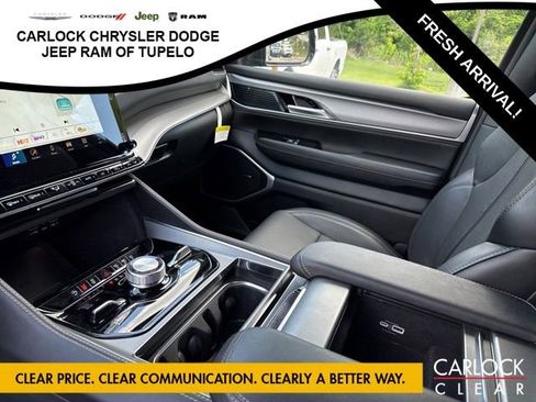 Used 2024 Jeep Wagoneer Series II w/ Convenience Group I AWD/4WD image 28