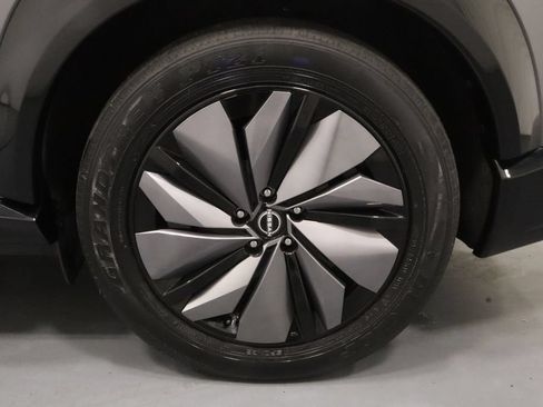 Used 2024 Nissan Ariya AWD image 25