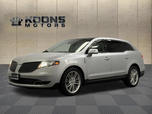 Used 2014 Lincoln MKT AWD w/ Equipment Group 201A image 1