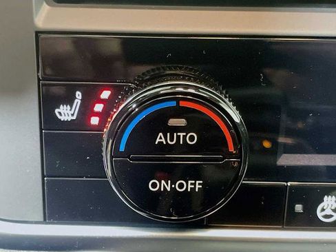 Certified 2026 Nissan Rogue SV w/ SV Premium Package image 19