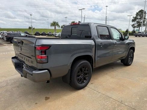 New 2026 Nissan Frontier SV AWD/4WD image 5