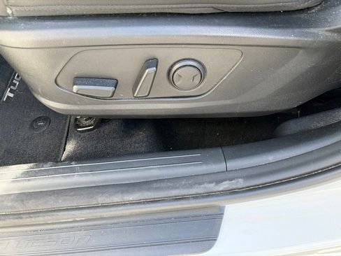 Used 2023 Hyundai Tucson SEL w/ Convenience Package AWD/4WD image 11