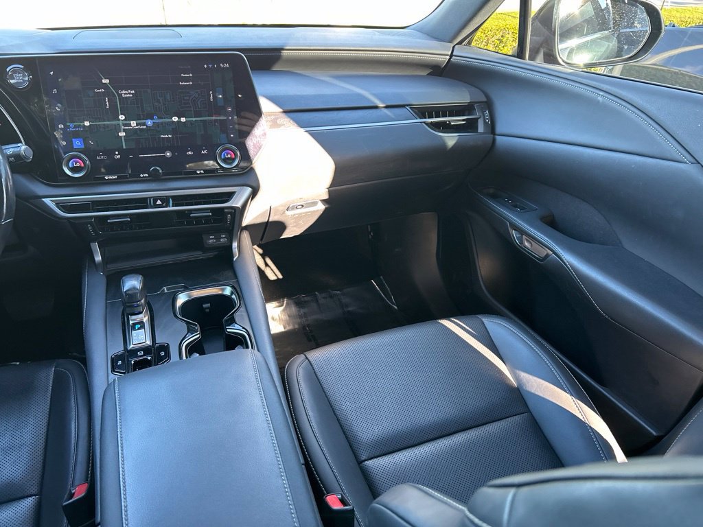 Used 2024 Lexus RX 350 Premium w/ Accessory Package (Z1) FWD image 11