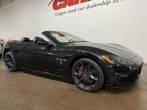 Used 2012 Maserati GranTurismo Sport image 29