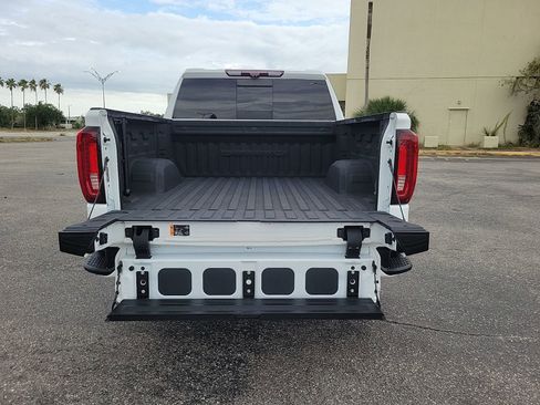 Certified 2023 GMC Sierra 1500 Denali w/ Denali Reserve Package AWD/4WD image 8