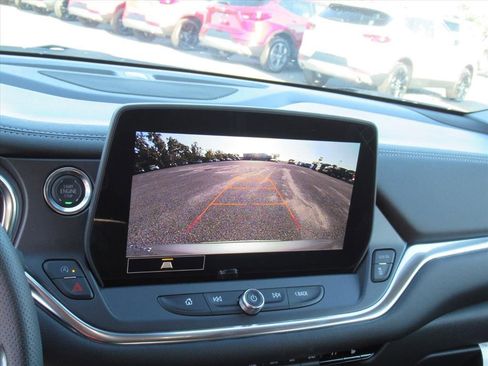 New 2025 Chevrolet Blazer LT FWD image 22