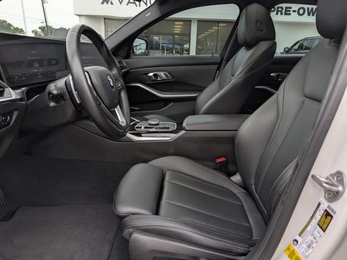 Used 2023 BMW 330i Sedan RWD image 27
