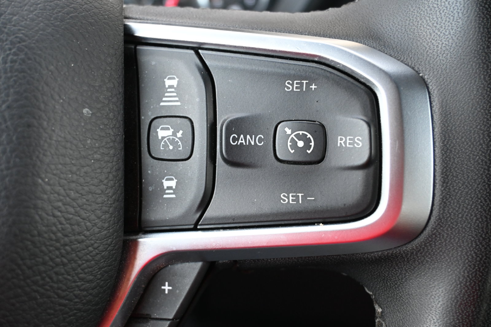 Used 2025 RAM 1500 Big Horn AWD/4WD image 13