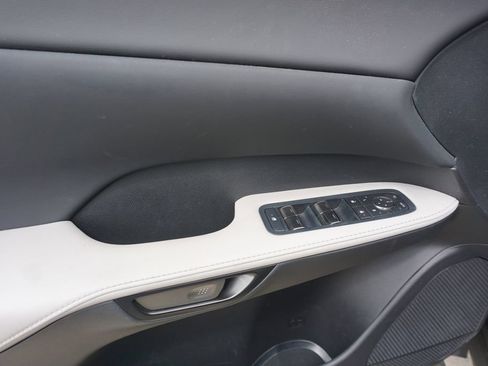 Used 2025 Lexus RX 350 Premium w/ Convenience Package FWD image 4