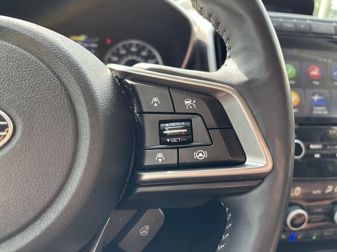 Used 2022 Subaru Ascent Touring AWD/4WD image 19