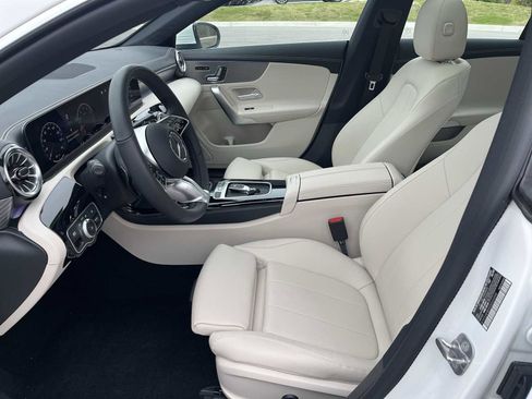 Used 2025 Mercedes-Benz CLA 250 4MATIC image 15