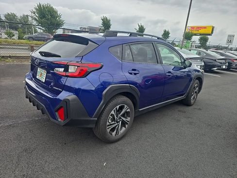 Used 2025 Subaru Crosstrek 2.5i Premium AWD/4WD image 3