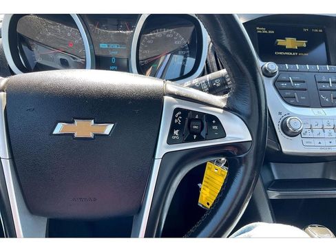 Used 2017 Chevrolet Equinox Premier w/ Enhanced Convenience Package AWD/4WD image 20