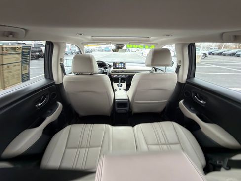 Used 2024 Honda HR-V EX-L image 30