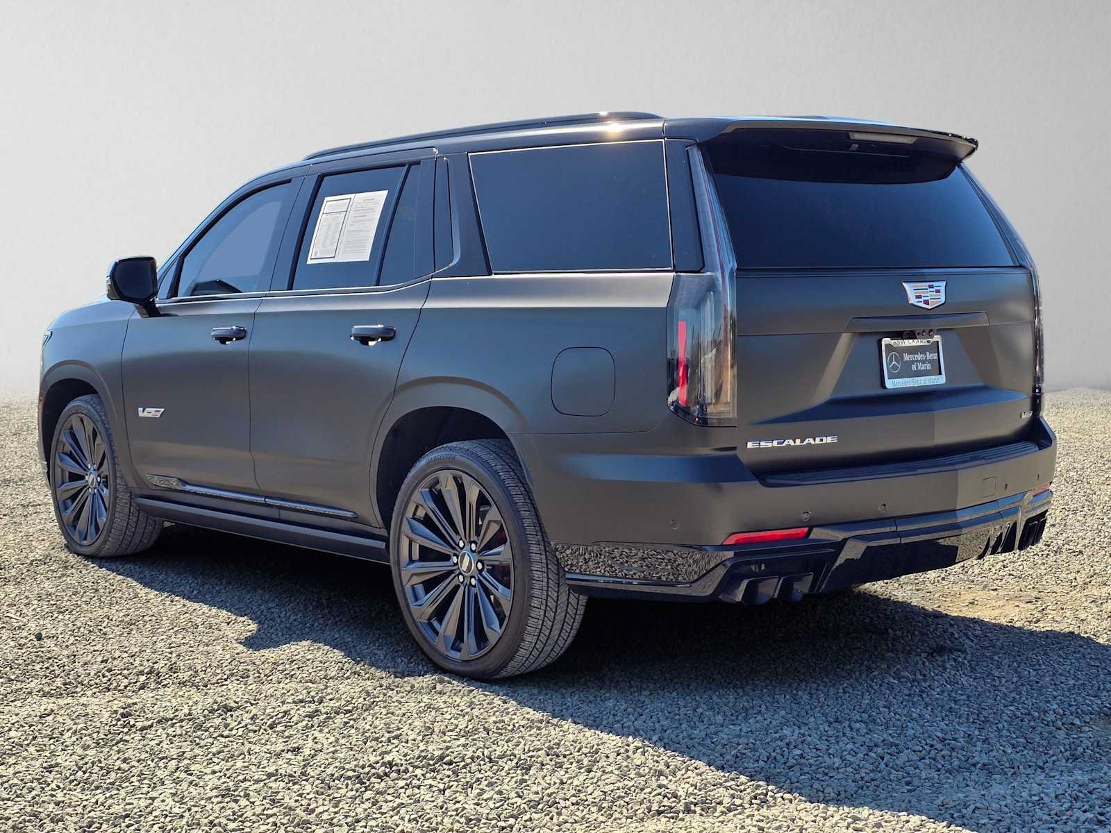 Used 2025 Cadillac Escalade V AWD/4WD image 5
